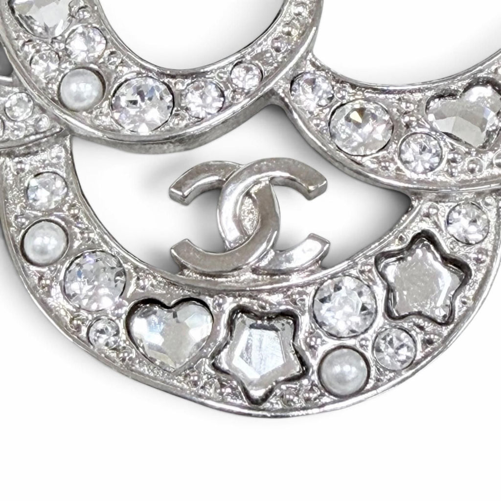 Chanel Camellia CC Logo Pearl Rhinestone Heart Star Brooch Silver — view 6