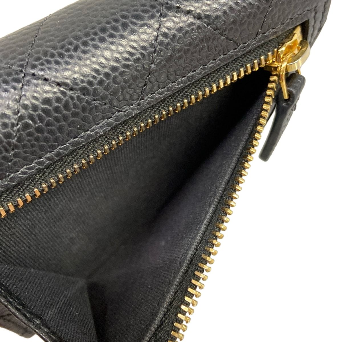 Chanel Trifold Wallet Quilted Black CC Logo Gold — view 4