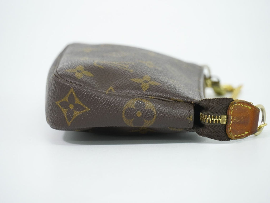 Louis Vuitton LV Mini Pochette Accessoires Monogram Pouch Handbag Brown — view 4