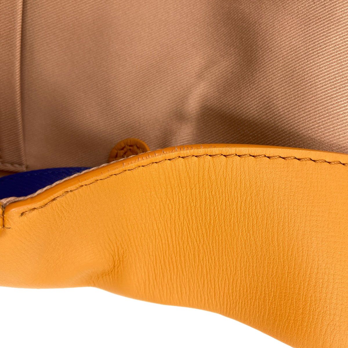 Louis Vuitton Takeout Messenger Shoulder Bag Leather — view 8