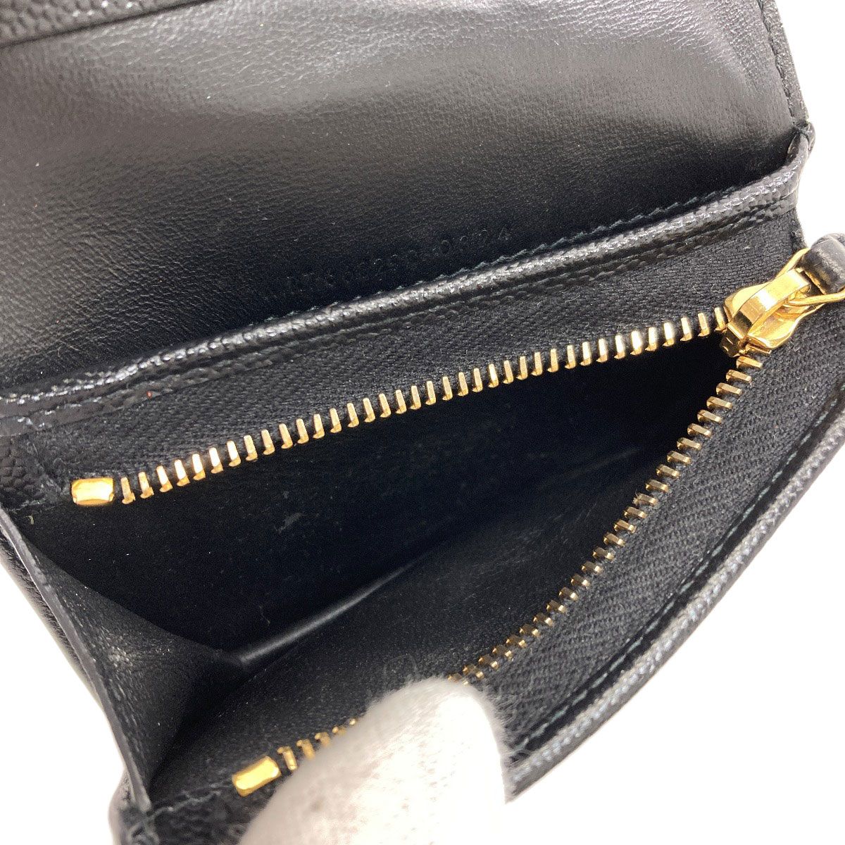 Saint Laurent Cassandra Bifold Wallet Leather — view 5