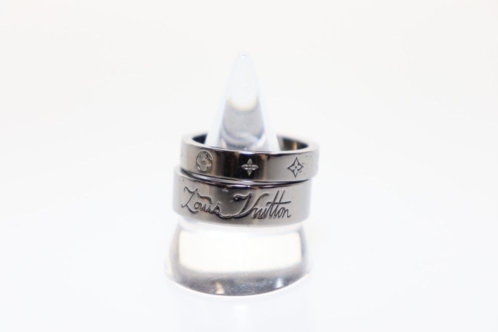 Louis Vuitton Bague You and Me Ring Silver Colored