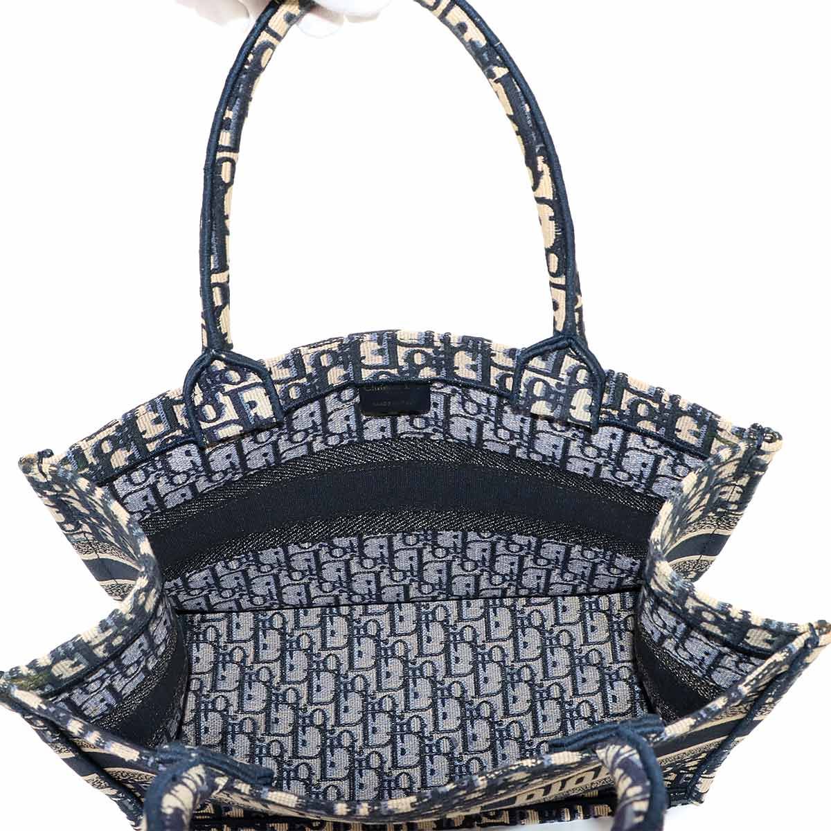 Dior Book Tote Bag Medium Oblique Canvas Navy — view 6