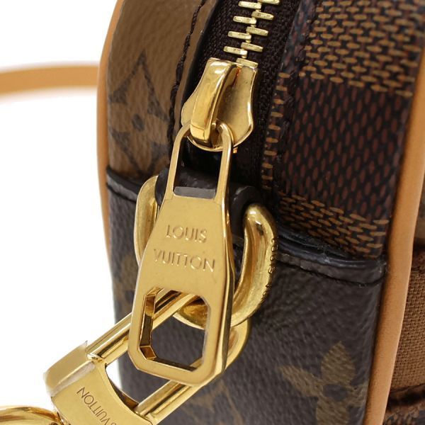Louis Vuitton Wide Trocadero Wearable — view 6