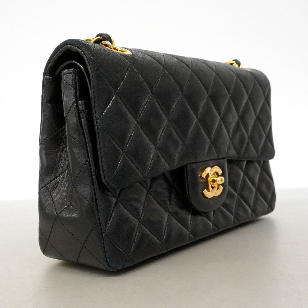 Chanel Shoulder Bag Quilted Lambskin Black Gold — view 2