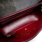 Chanel Shoulder Bag Diana Lambskin Black Gold — view 4