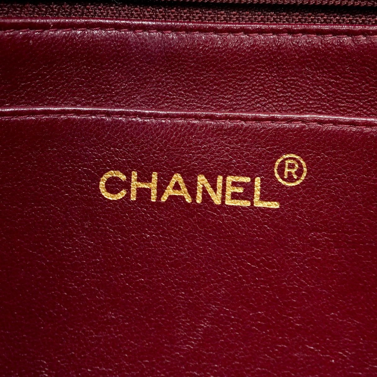 Chanel Shoulder Bag Diana Lambskin Black Gold — view 5