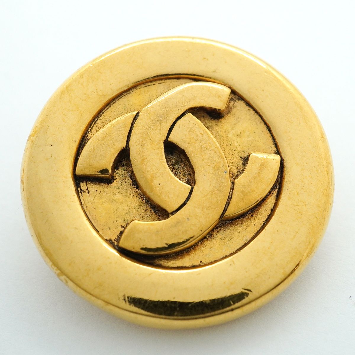 Chanel Earrings Vintage CC Logo Round Circle Gold Plated — view 6