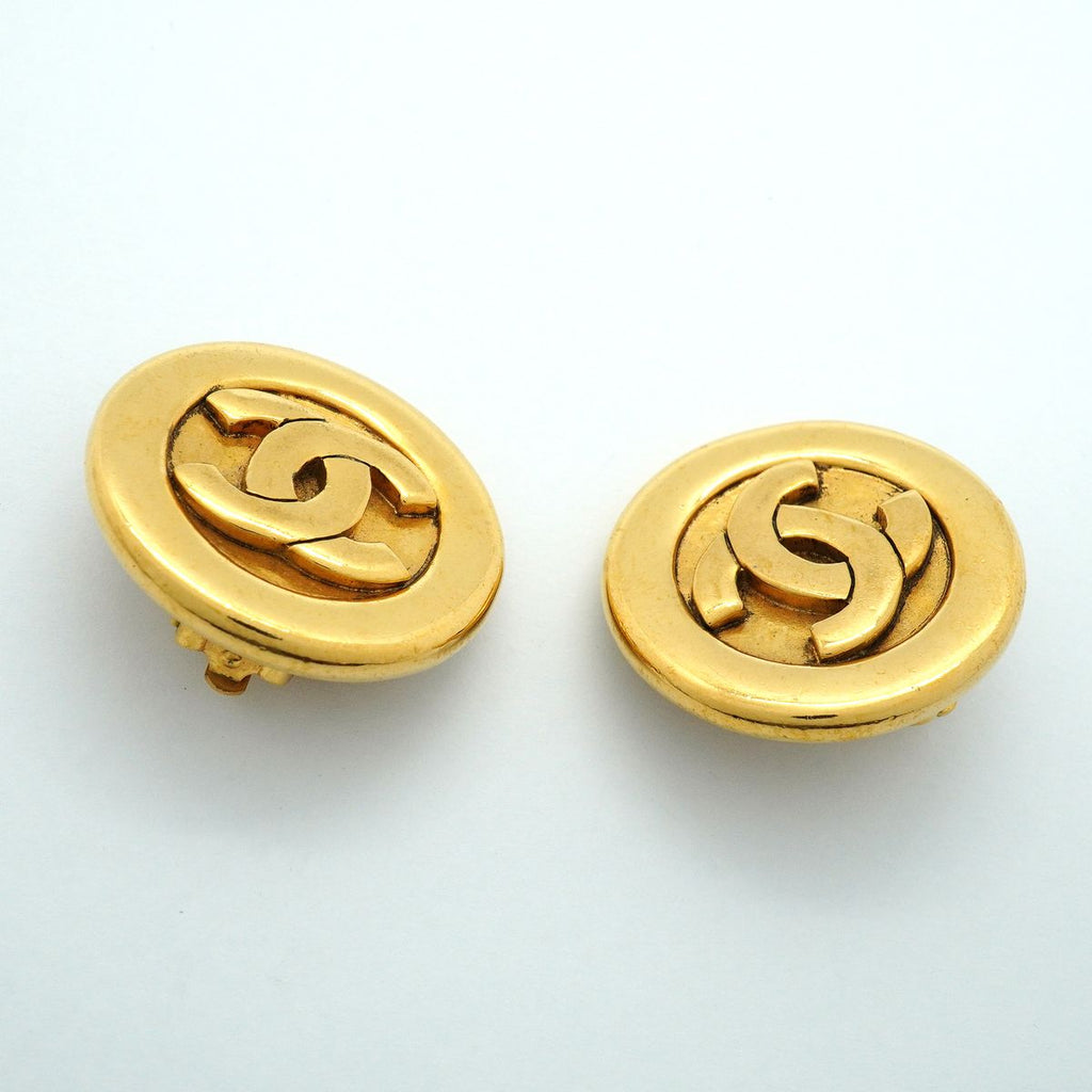 Chanel Earrings Vintage CC Logo Round Circle Gold Plated — view 2
