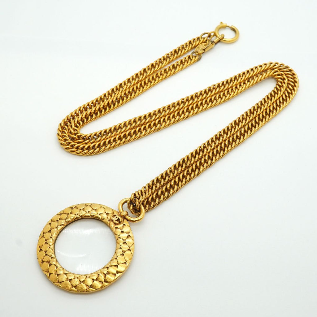 Chanel Necklace Vintage CC Logo Loupe Round Circle Gold Plated — view 3
