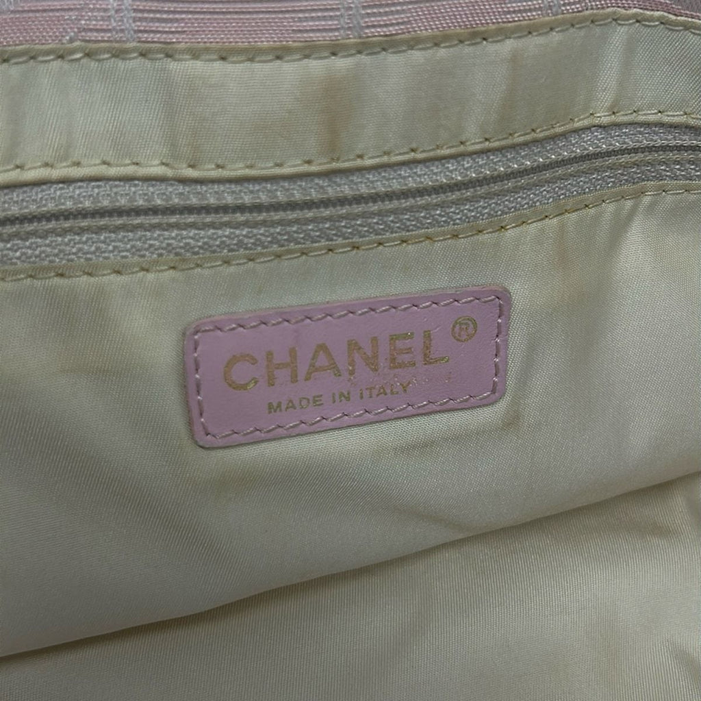 Chanel Tote Bag New Travel Line MM Pink Beige Leather — view 8