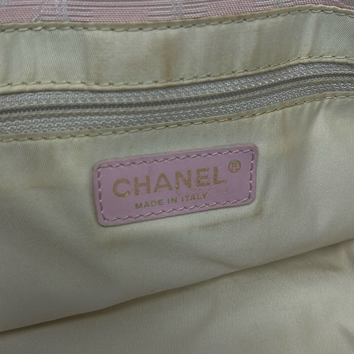 Chanel Tote Bag New Travel Line MM Pink Beige Leather — view 8