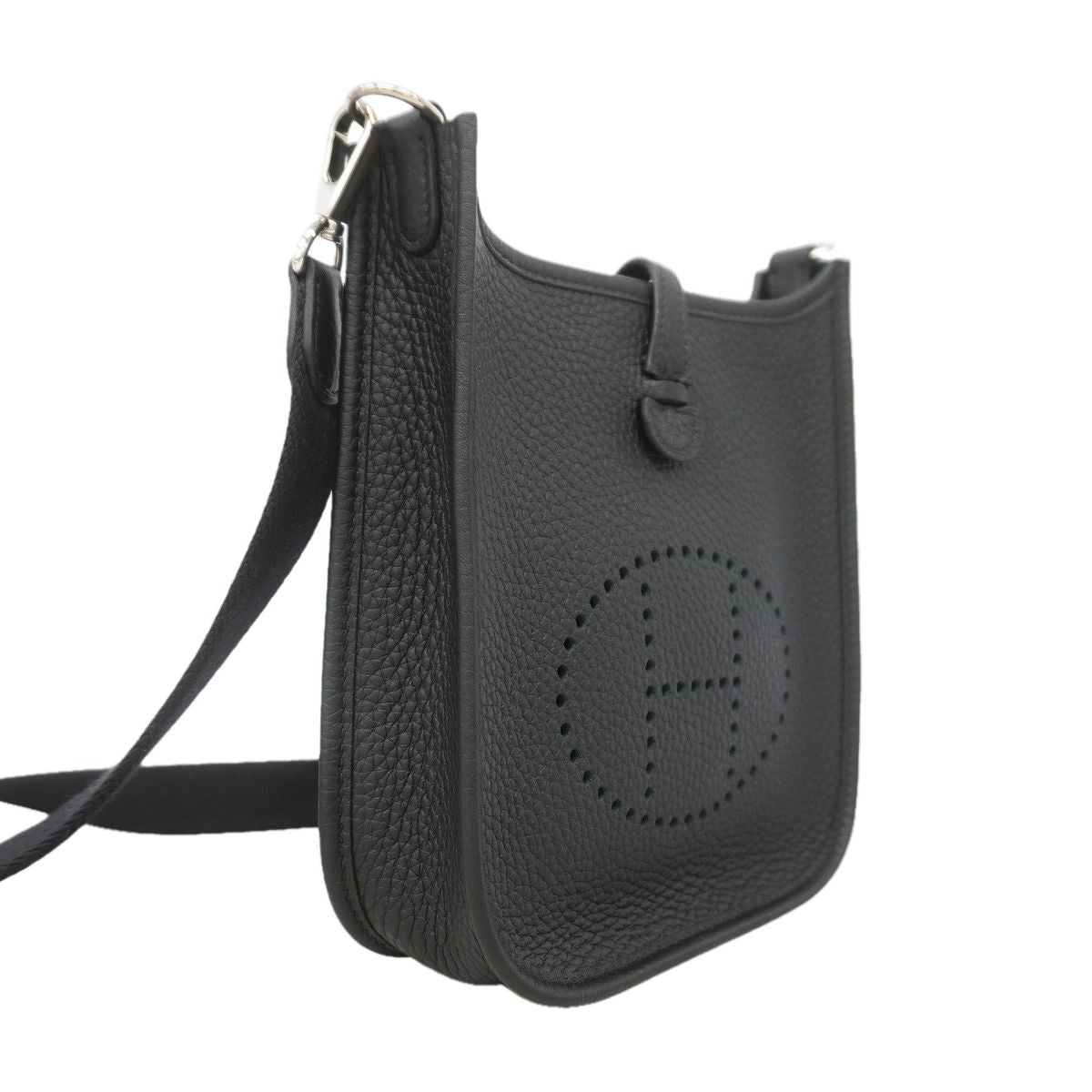 Hermes Shoulder Bag Evelyne TPM Taurillon Clemence Black Silver — view 2