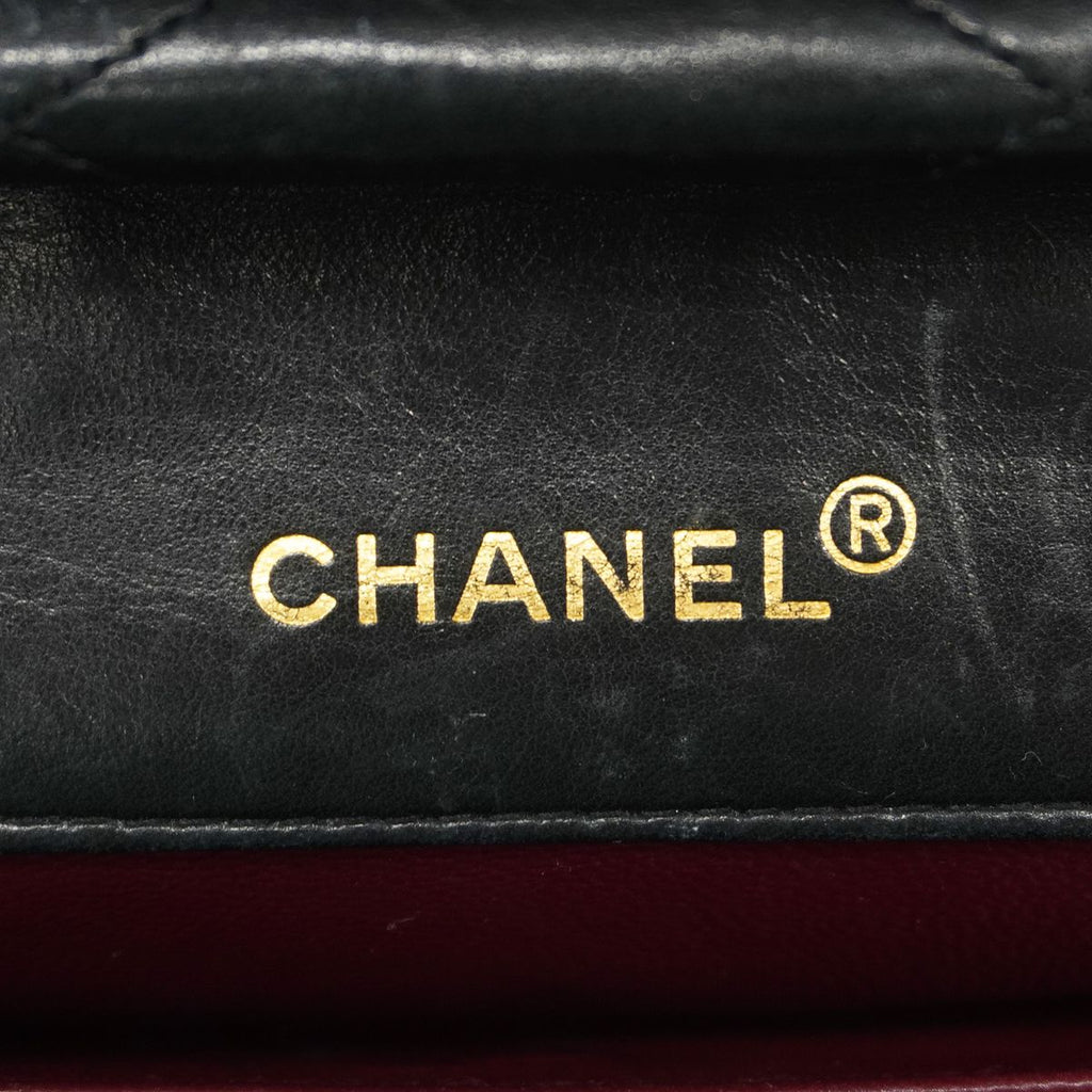 Chanel Shoulder Bag Quilted Lambskin Black Gold — view 5