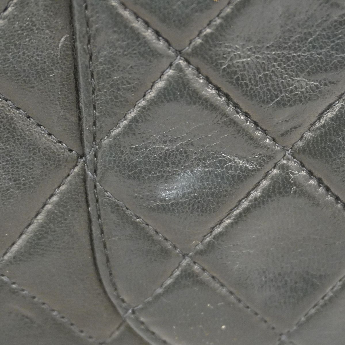 Chanel Shoulder Bag Quilted Lambskin Black Gold — view 7