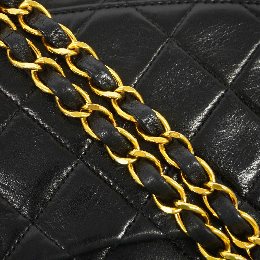 Chanel Shoulder Bag Quilted Lambskin Black Gold — view 8