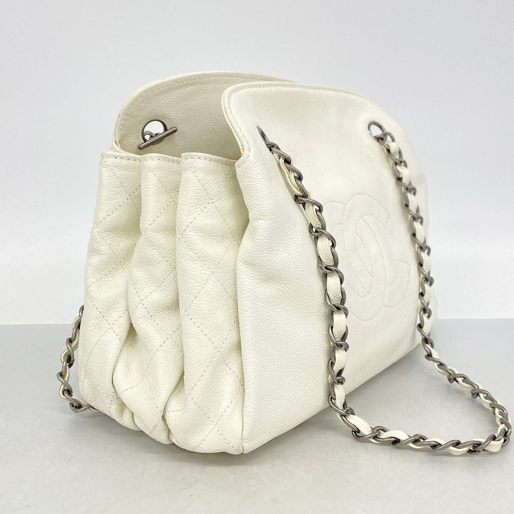 Chanel Shoulder Bag Caviar Leather White Silver — view 2