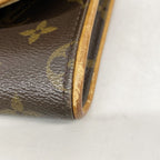 Louis Vuitton Shoulder Bag Monogram Pochette Twin GM Brown — view 6