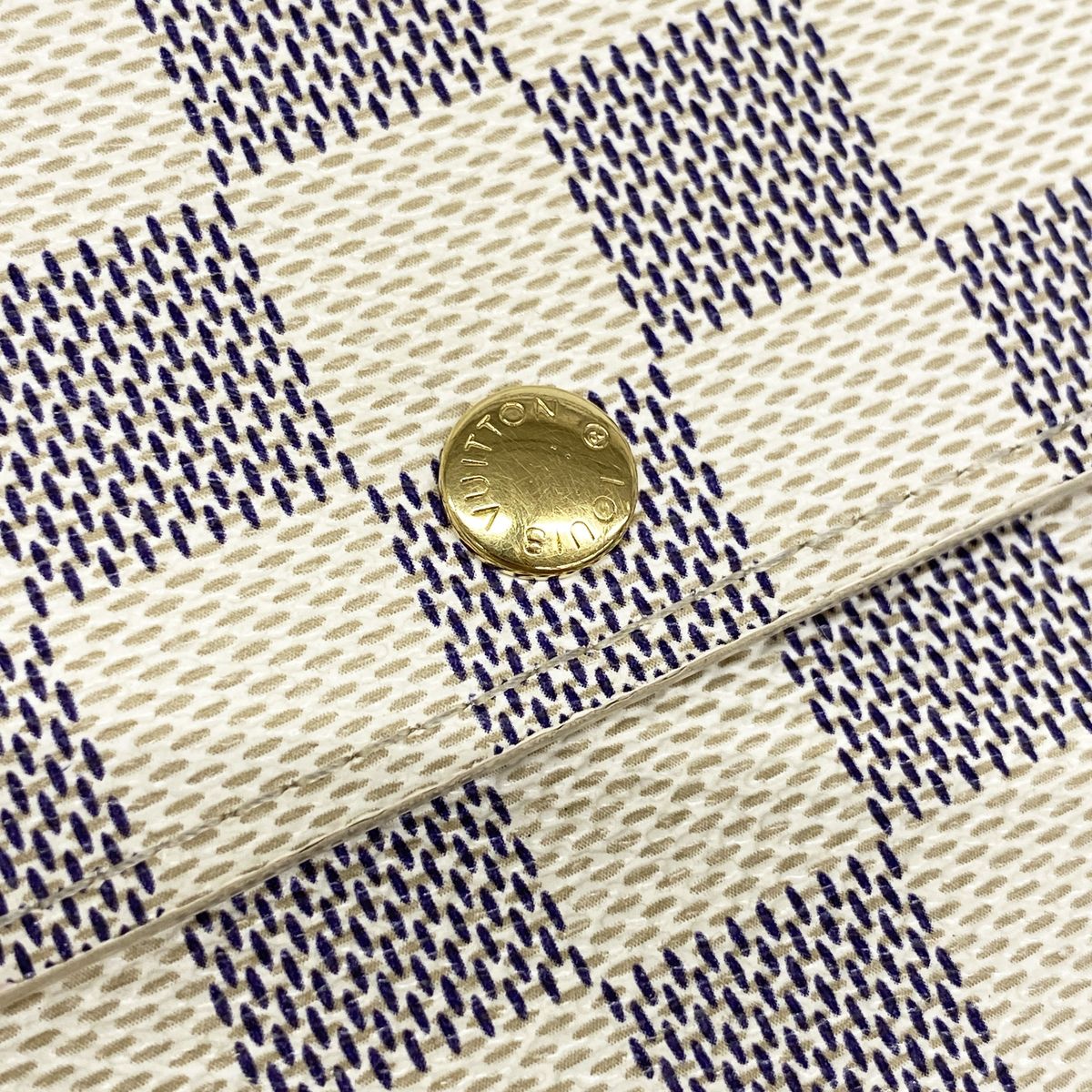 Louis Vuitton Wallet Damier Azur Portefeuille Sarah White — view 8