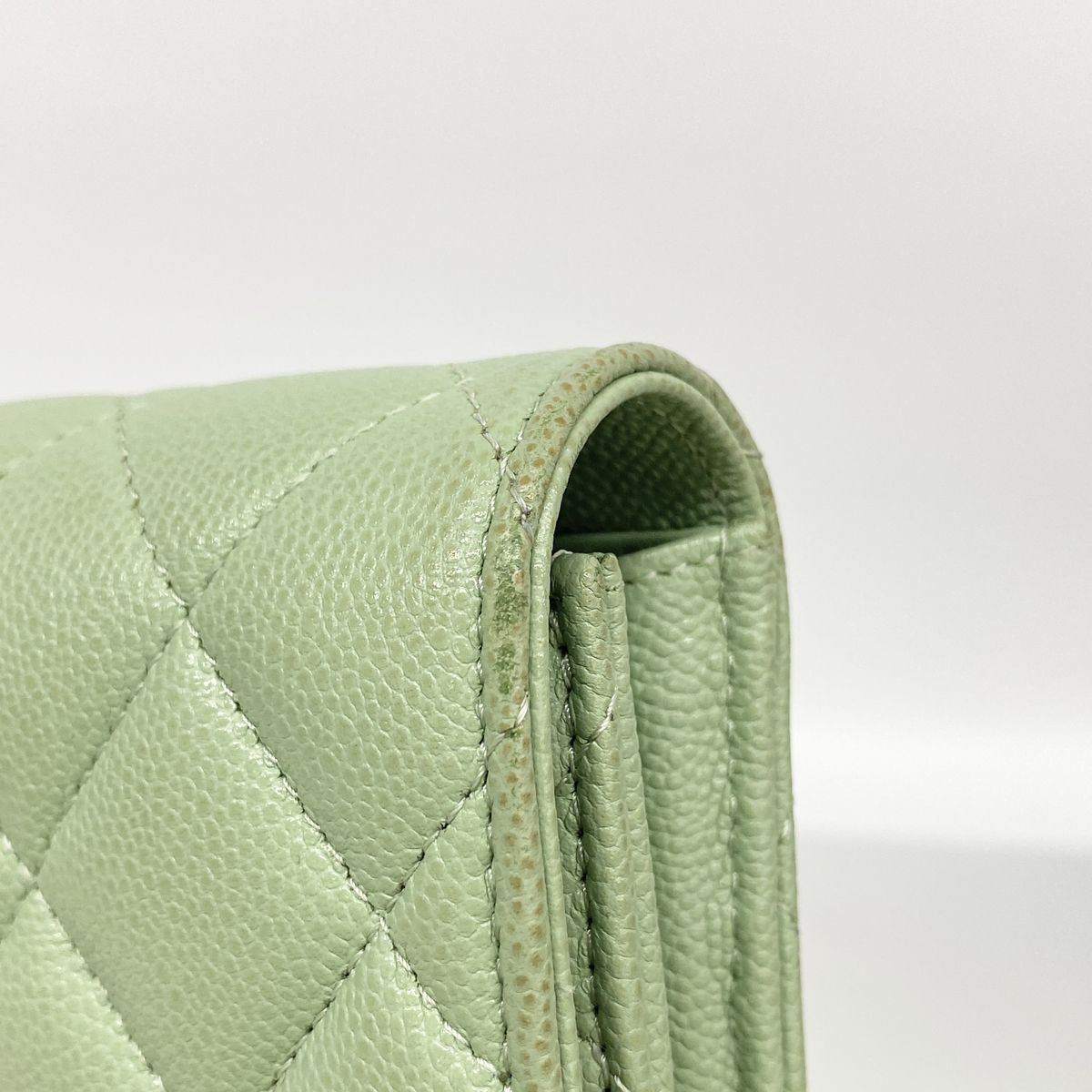 Chanel Wallet Quilted Caviar Leather Green Champagne Gold — view 6