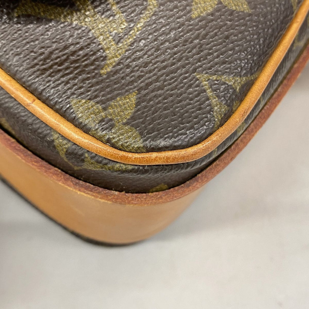 Louis Vuitton Shoulder Bag Monogram Cartouchiere MM Brown — view 6