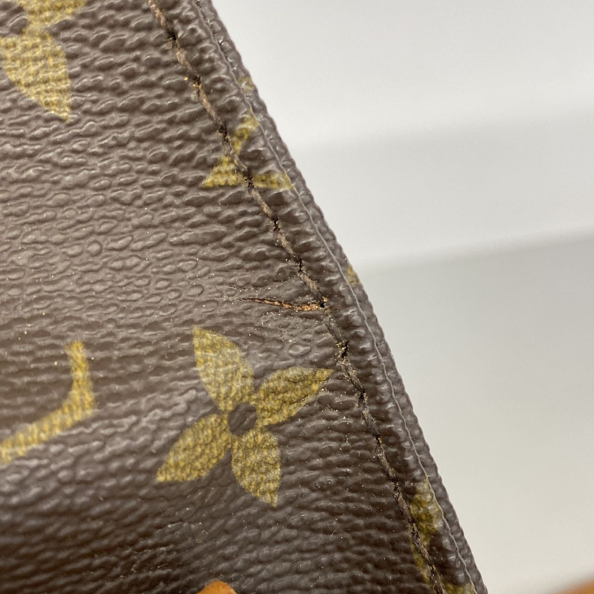 Louis Vuitton Shoulder Bag Monogram Cartouchiere MM Brown — view 7