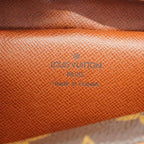 Louis Vuitton Clutch Monogram Compiegne 28 Brown — view 5