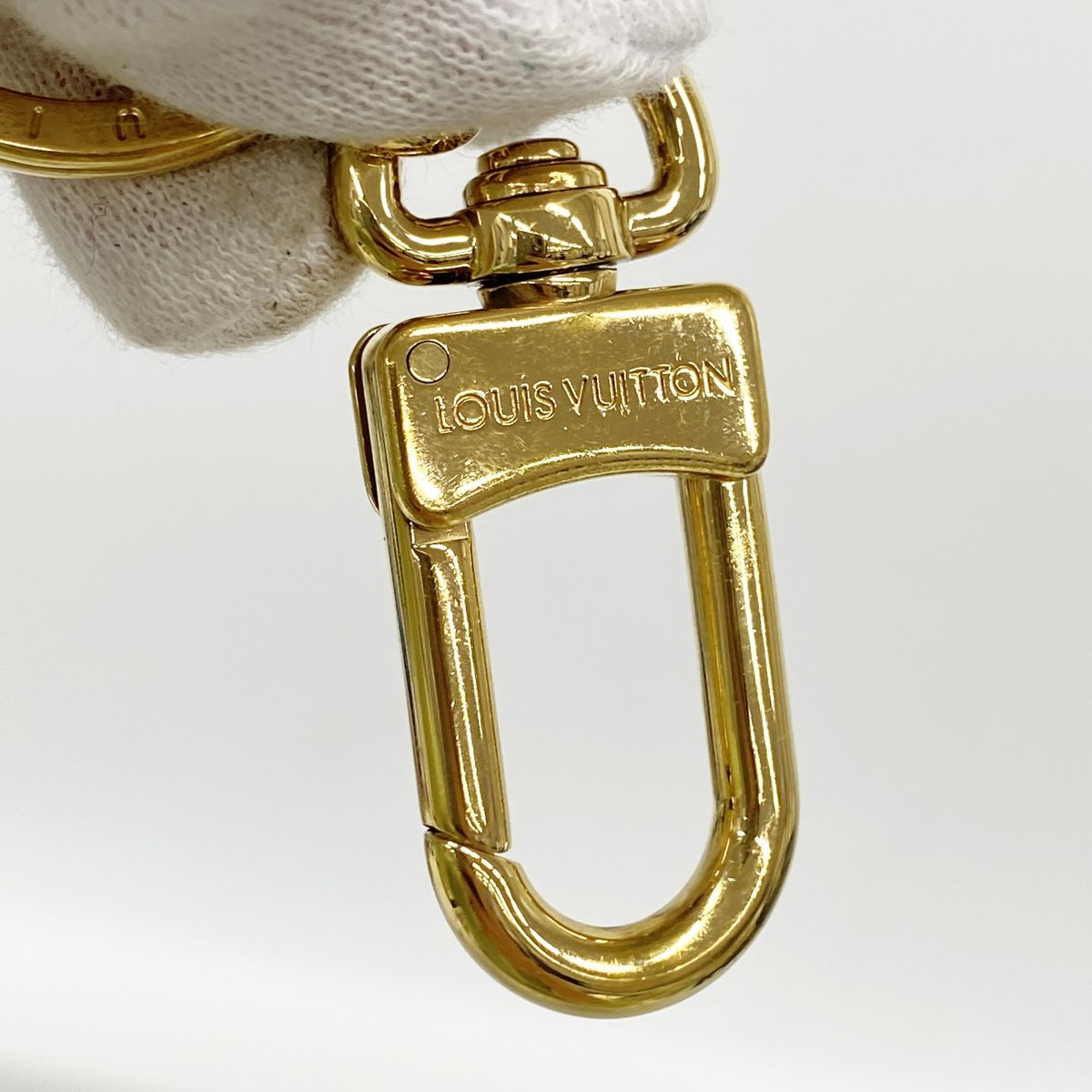 Louis Vuitton Key Holder Charm LV Iconic Gold Dark Brown — view 2