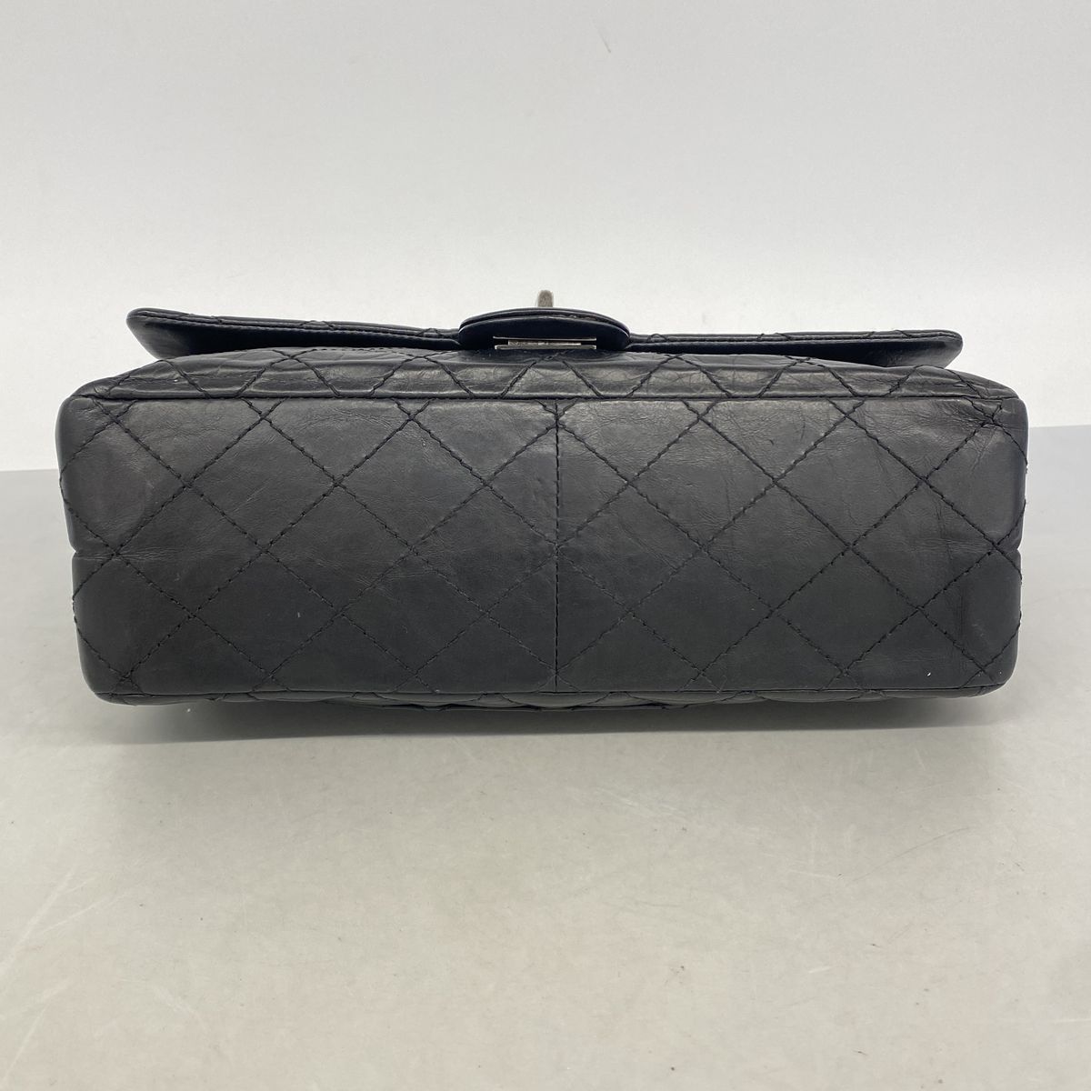 Chanel Shoulder Bag 2.55 Calfskin Black Silver — view 3
