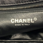 Chanel Shoulder Bag 2.55 Calfskin Black — view 5