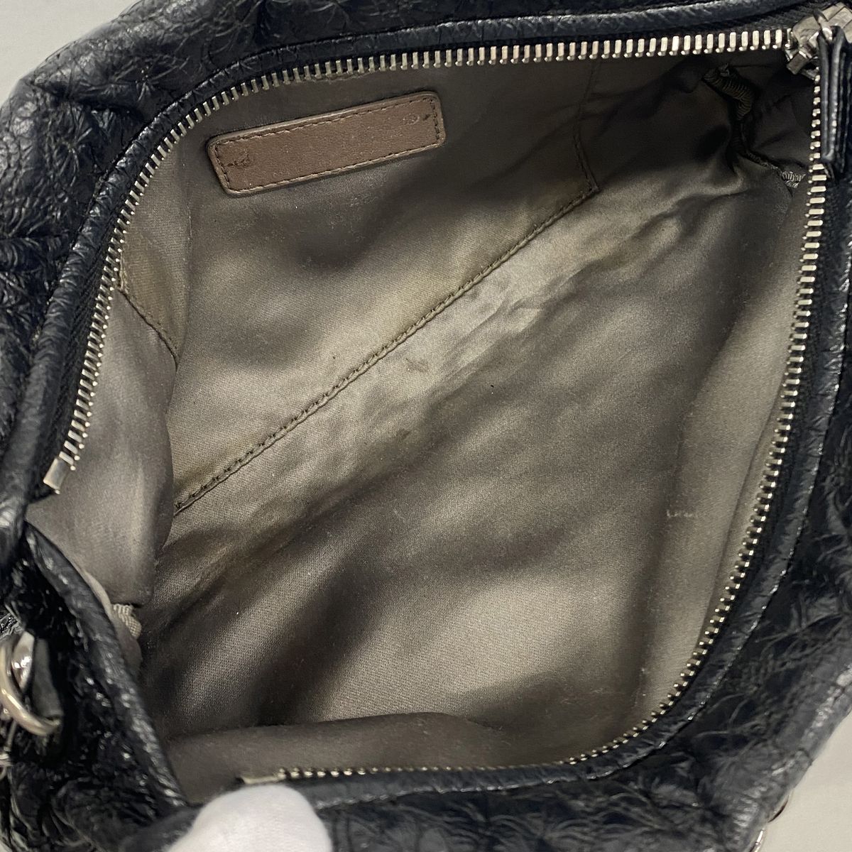 Chanel Shoulder Bag Camellia Leather Black Silver — view 4