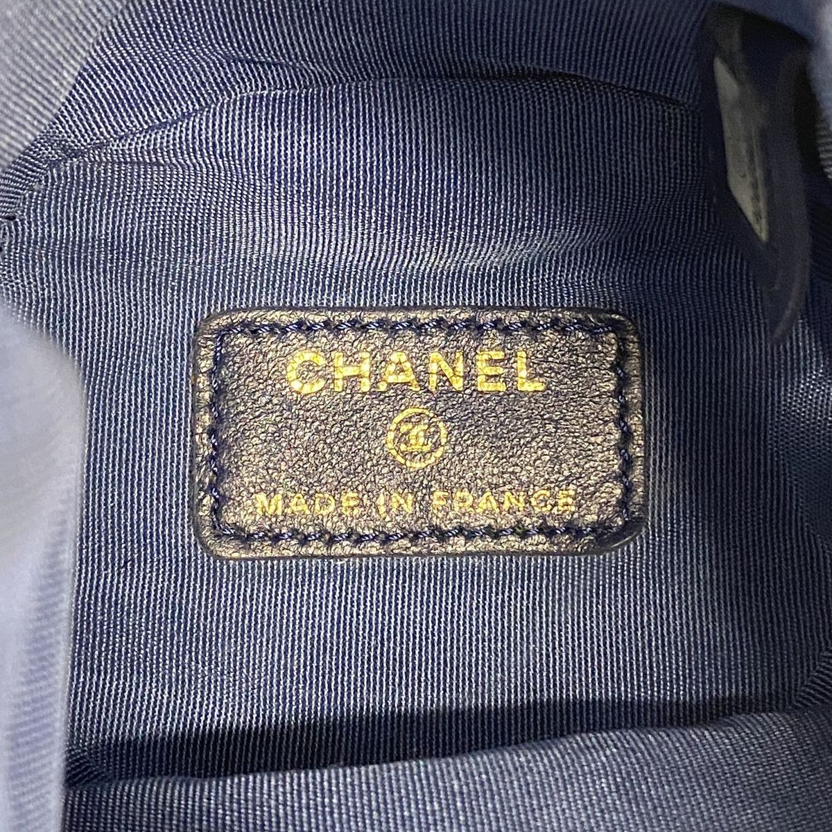 Chanel Shoulder Bag Quilted Denim Blue Champagne Gold — view 5