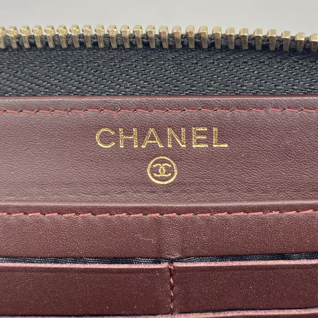 Chanel Wallet Quilted Caviar Leather Black Gold — view 4