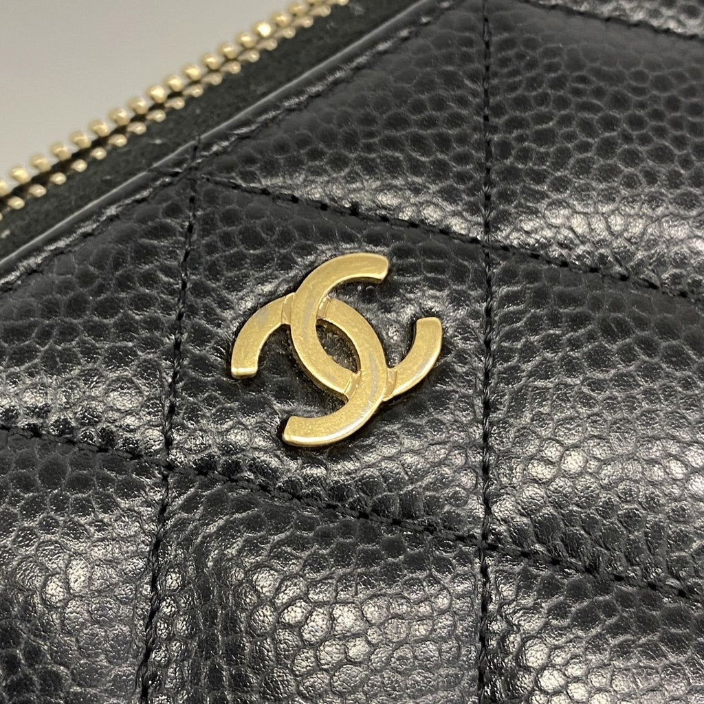 Chanel Wallet Quilted Caviar Leather Black Gold — view 8
