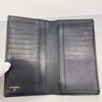 Chanel Wallet Camellia Leather Black Gold — view 3