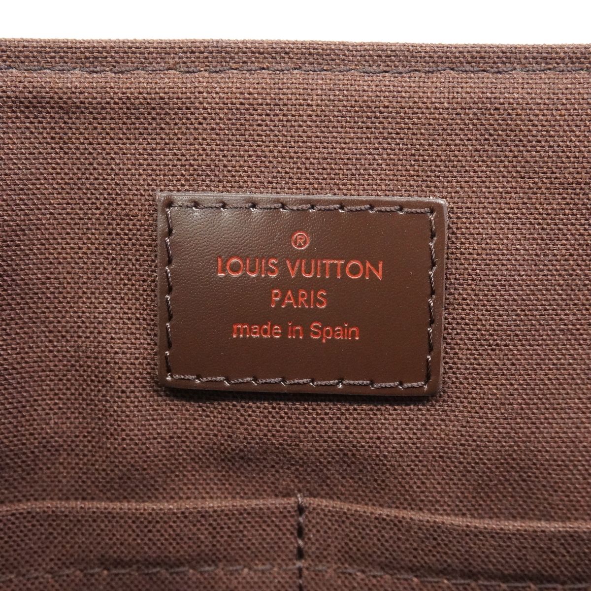 Louis Vuitton Shoulder Bag Damier District MM Ebene — view 5