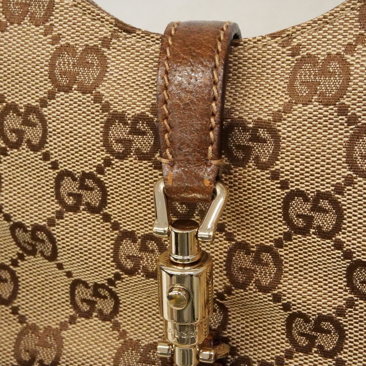 Gucci Handbag GG Canvas New Jackie Brown Gold — view 8