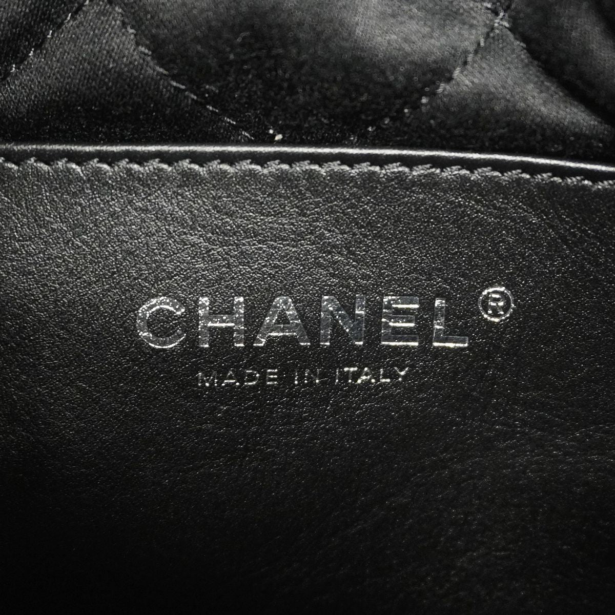 Chanel Shoulder Bag Chanel 22 Mini Calfskin Black Silver — view 5