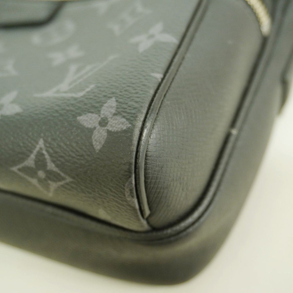 Louis Vuitton Shoulder Bag Taigarama Outdoor Messenger PM Black — view 6