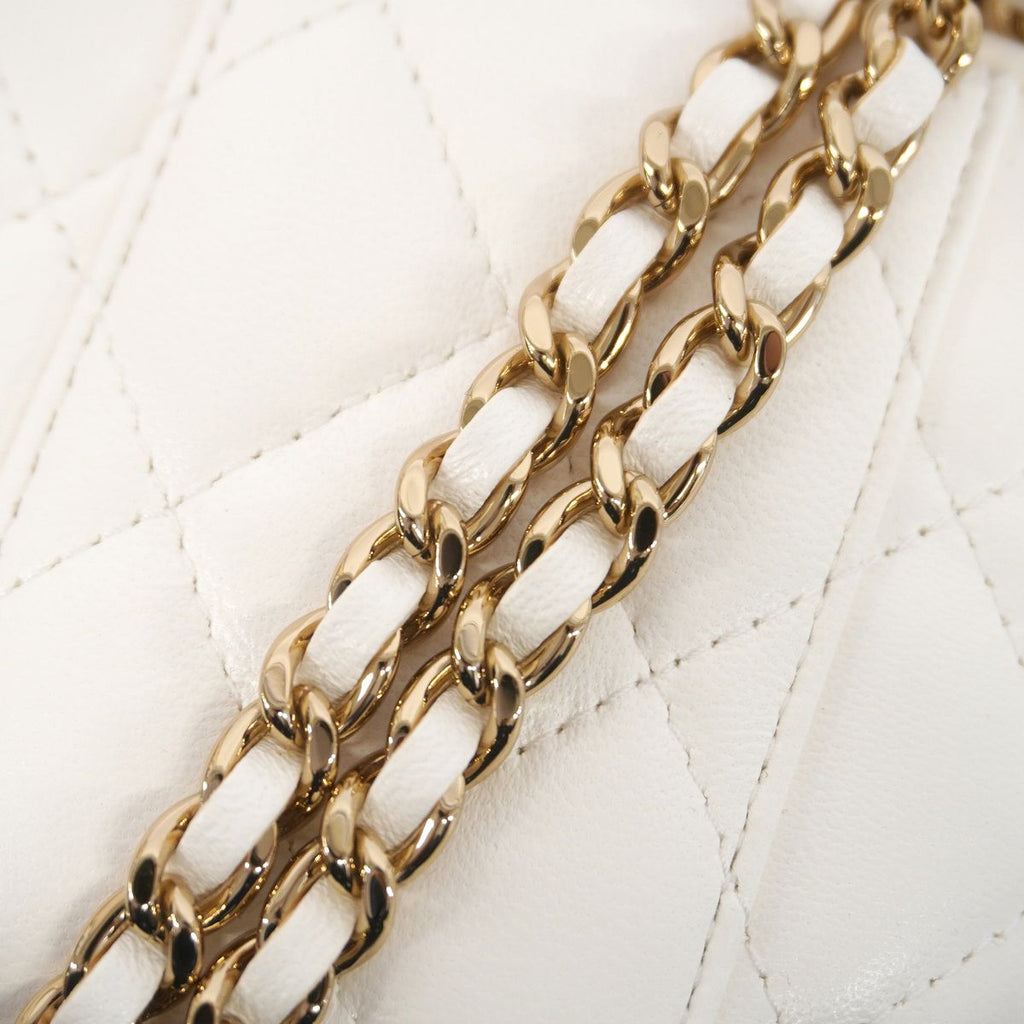 Chanel Vanity Bag Quilted Lambskin White Champagne Gold — view 7
