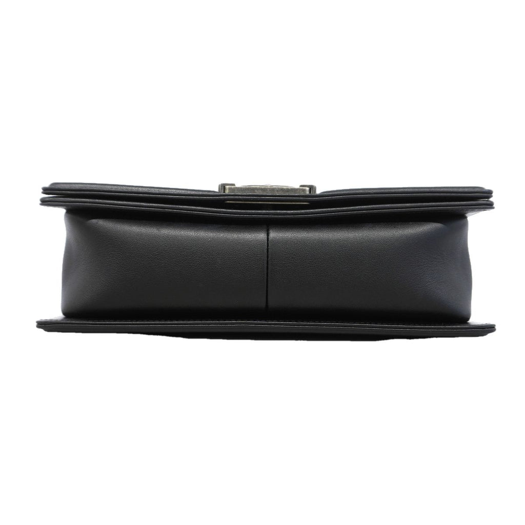 Chanel Shoulder Bag Boy Lambskin Black Silver — view 3