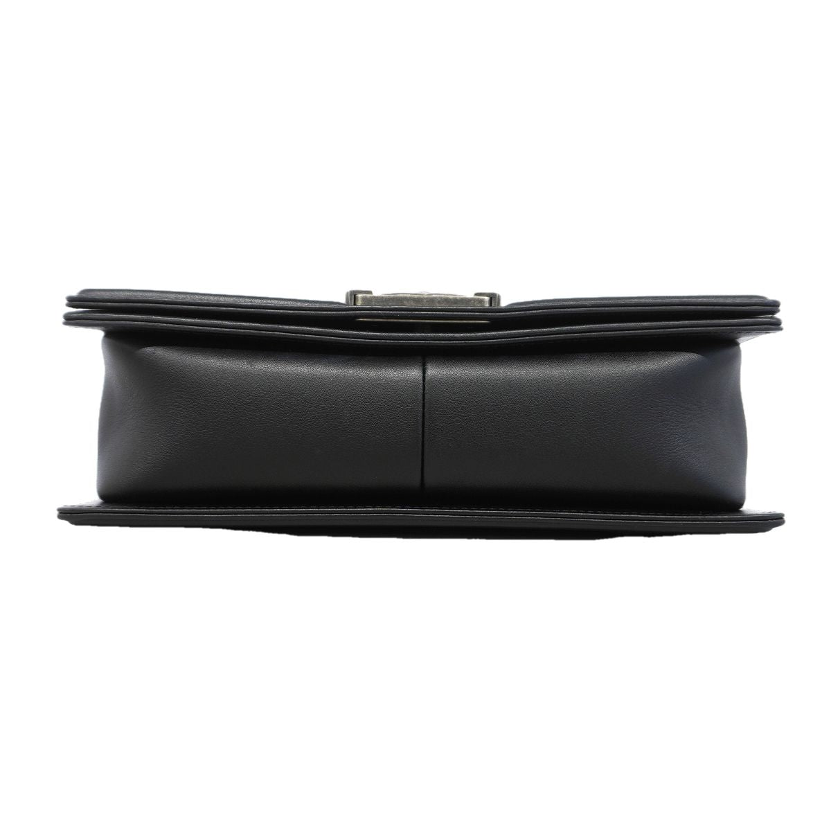Chanel Shoulder Bag Boy Lambskin Black Silver — view 3