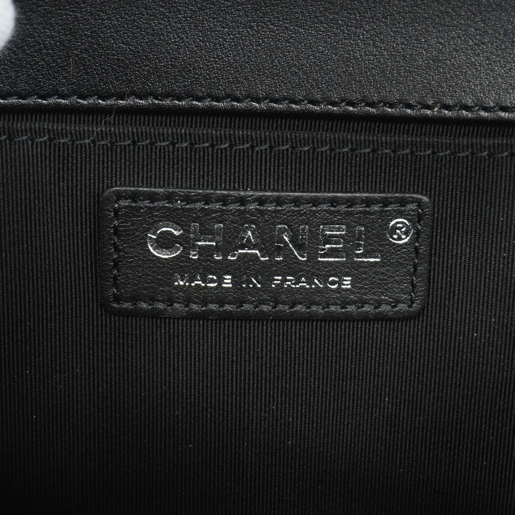 Chanel Shoulder Bag Boy Lambskin Black Silver — view 5