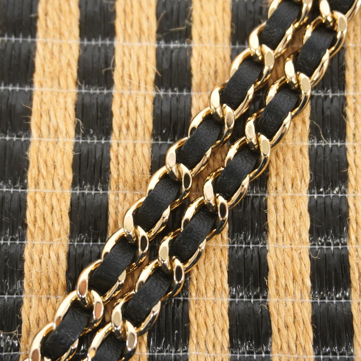 Chanel Vanity Bag Raffia Beige Black Champagne Gold — view 6