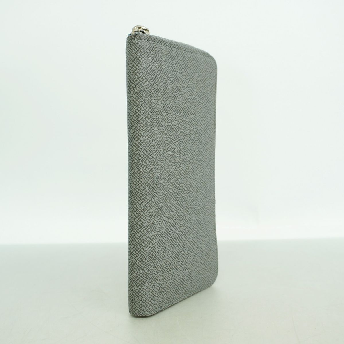 Louis Vuitton Wallet Taiga Zippy Vertical Glacier — view 2