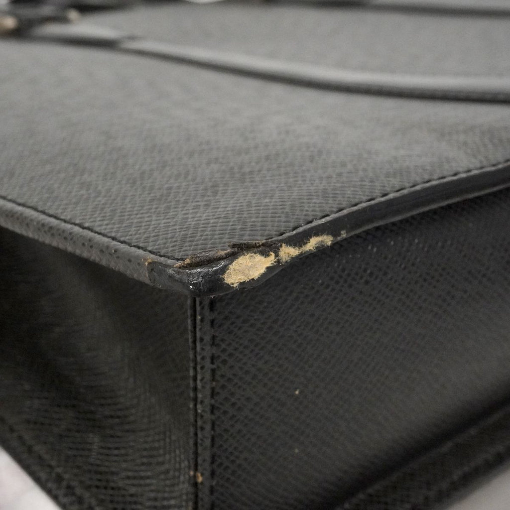 Louis Vuitton Business Bag Taiga Porte Documents Rosin Ardoise — view 6