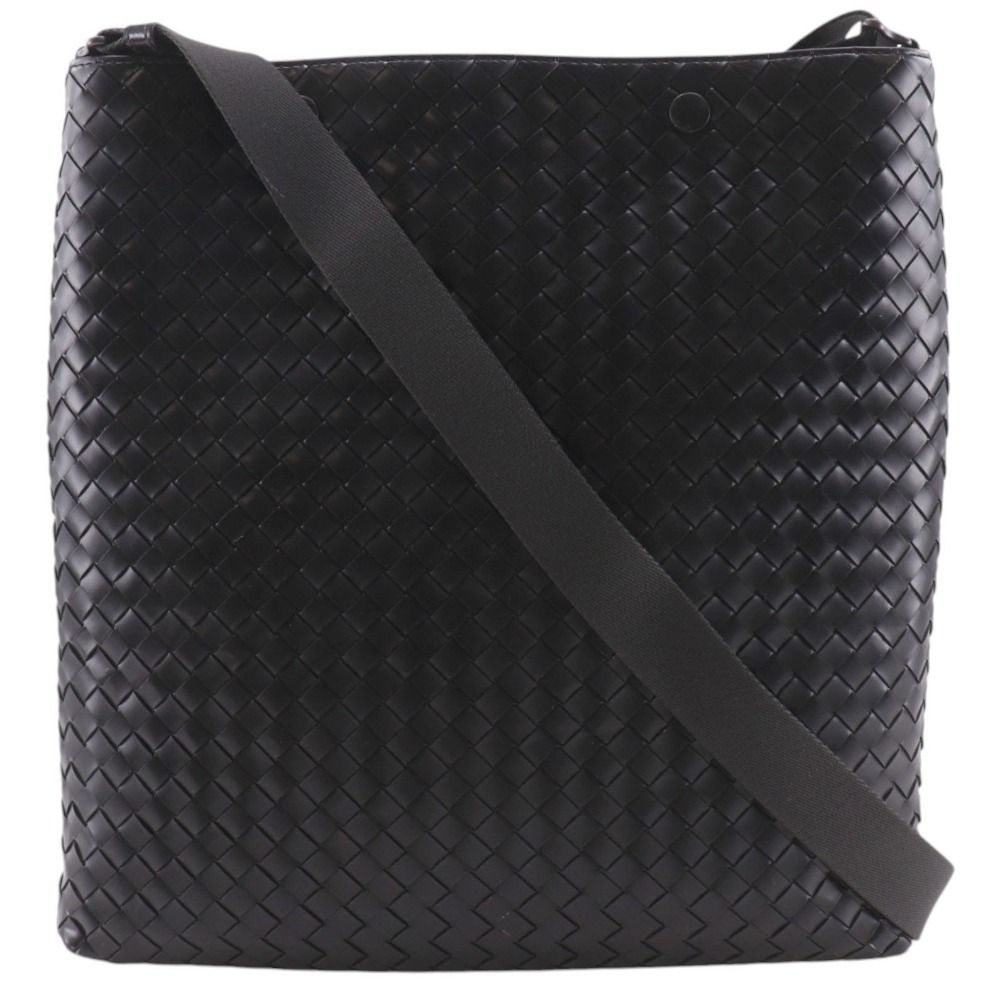 Bottega Veneta Messenger Bag Intrecciato Leather Black
