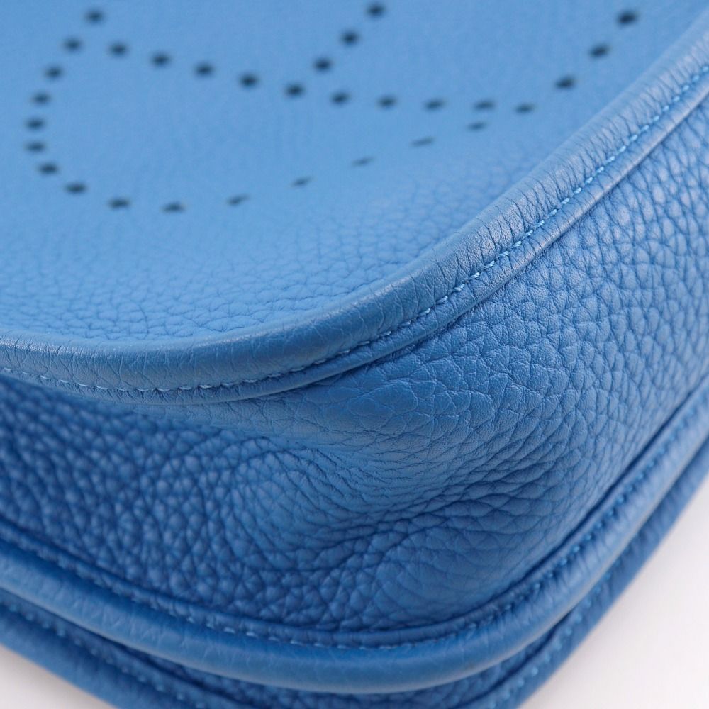 Hermes Evelyne 3 GM Taurillon Clemence Blue Dogalis Shoulder Bag — view 4