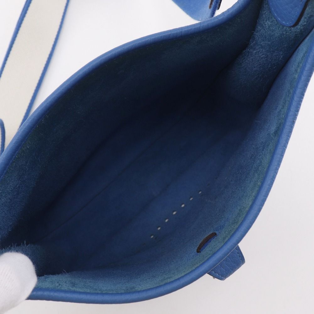 Hermes Evelyne 3 GM Taurillon Clemence Blue Dogalis Shoulder Bag — view 5