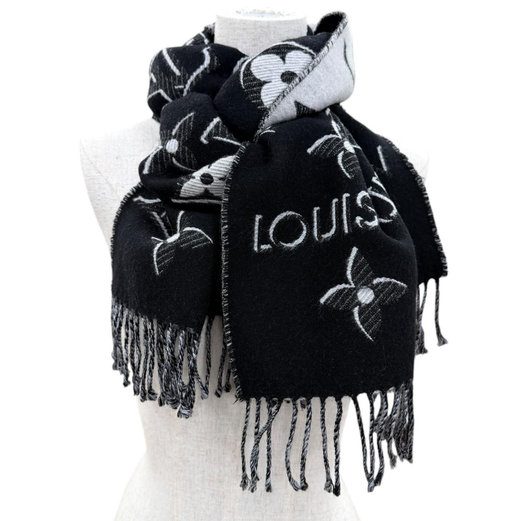Louis Vuitton Echarpe LV Essential Shine Wool Silk Blend Scarf Black — view 2